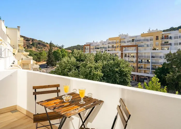 Natural Grey אלבופיירה